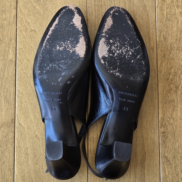 BRUNO MAGLI Black Leather Slingback 1 inch heel shoe size 35 EU - Picture 9 of 9